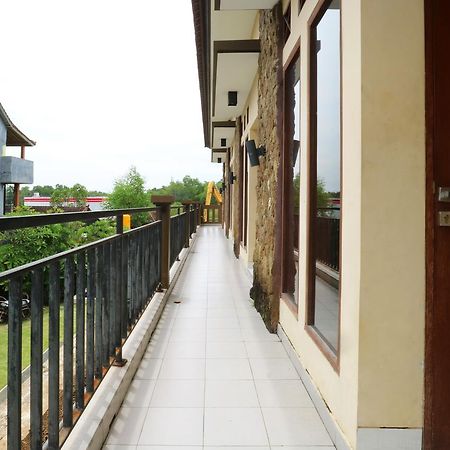 Hotel Pondok Jempiring Kuta Lombok Exterior foto